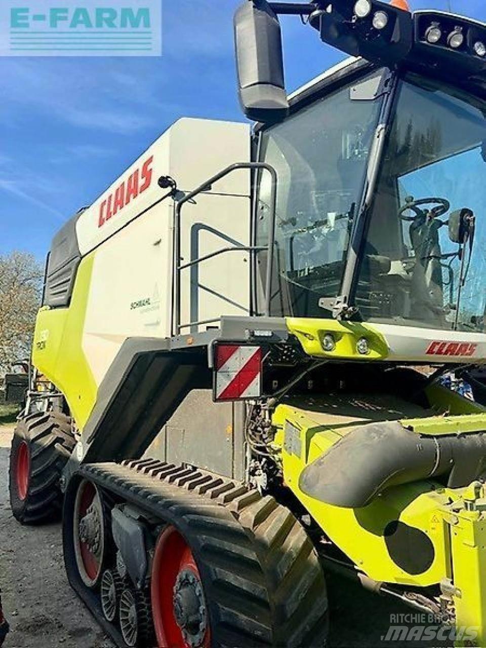 CLAAS trion 730tt 聯合收穫機