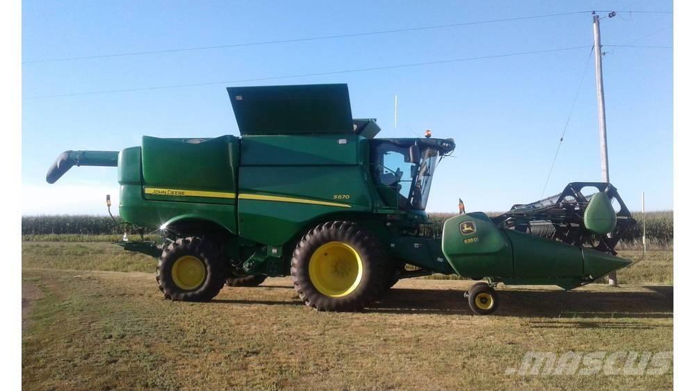 John Deere S 670 聯合收穫機
