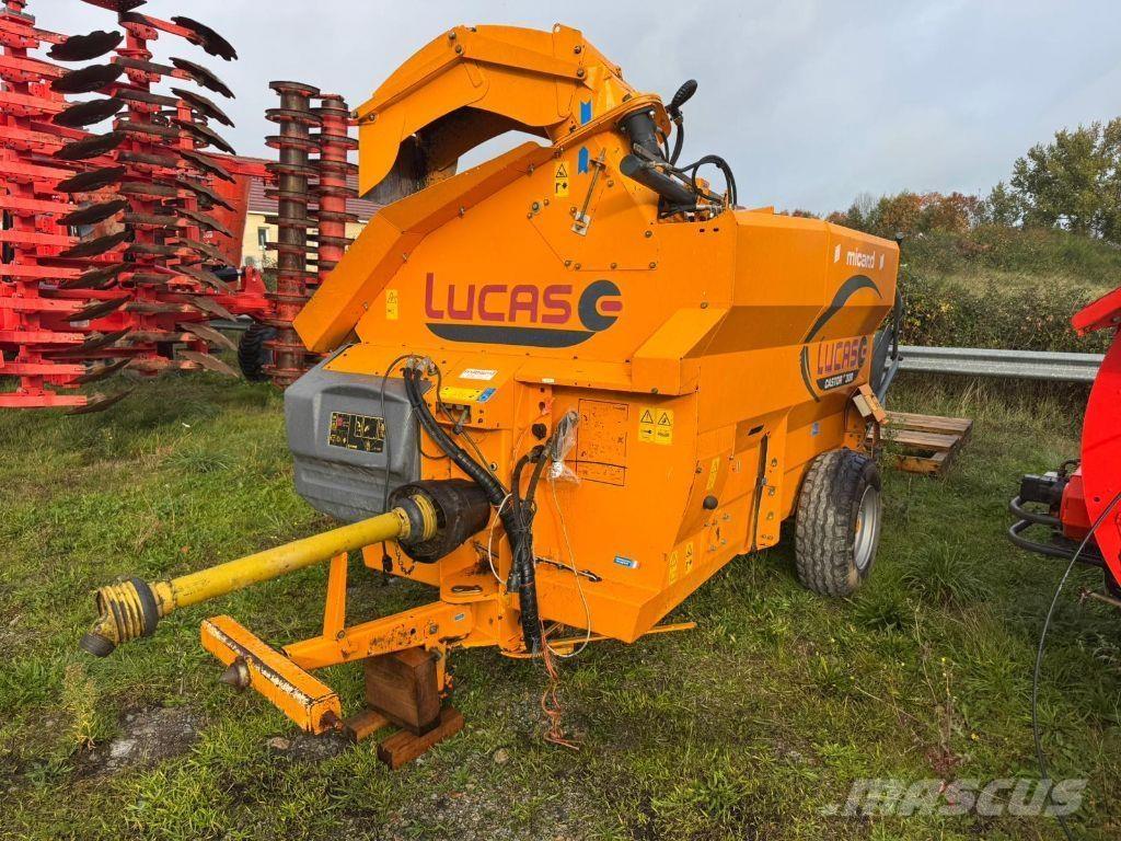Lucas Castor+ 30R 草捆撕碎機、切割機、拆袋機