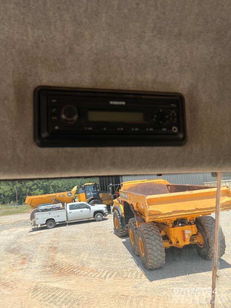 Volvo A 40 G 鉸接式起吊車