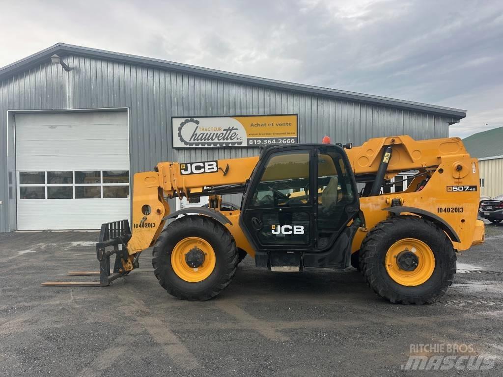 JCB 507-42 伸縮臂操作車