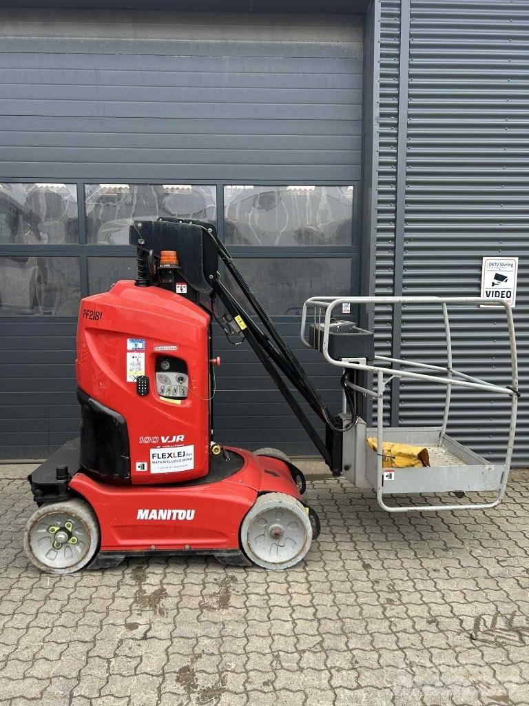 Manitou 100 VJR 垂直升降工作台