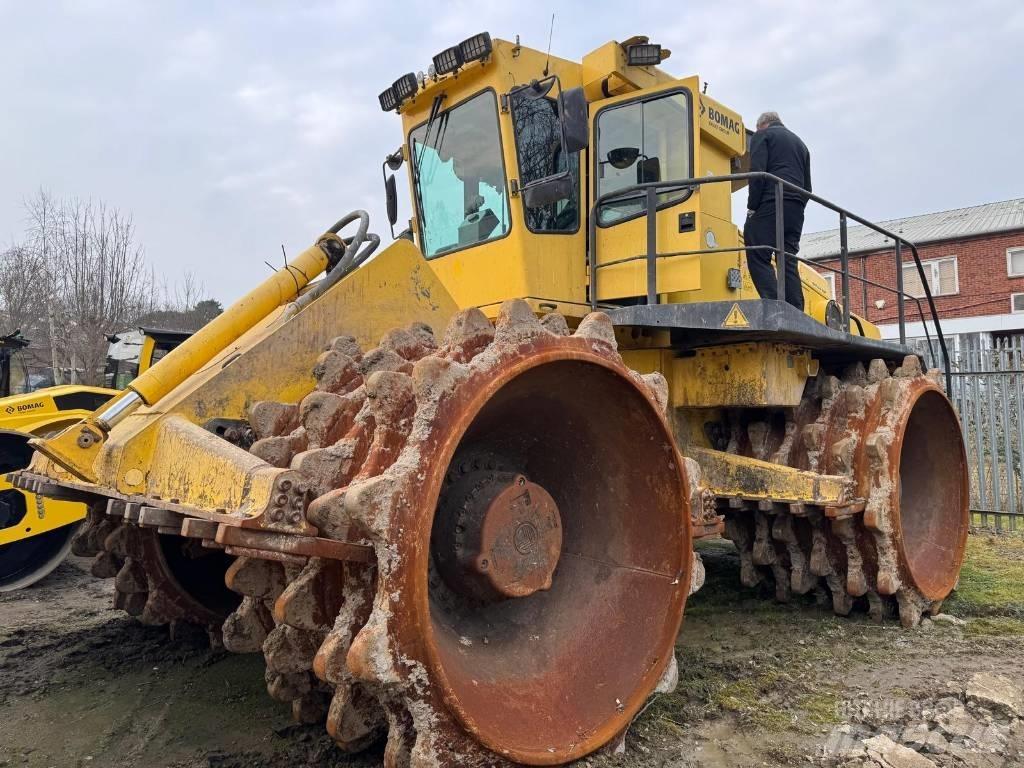 Bomag BC 972 RB-4 廢棄物壓實機