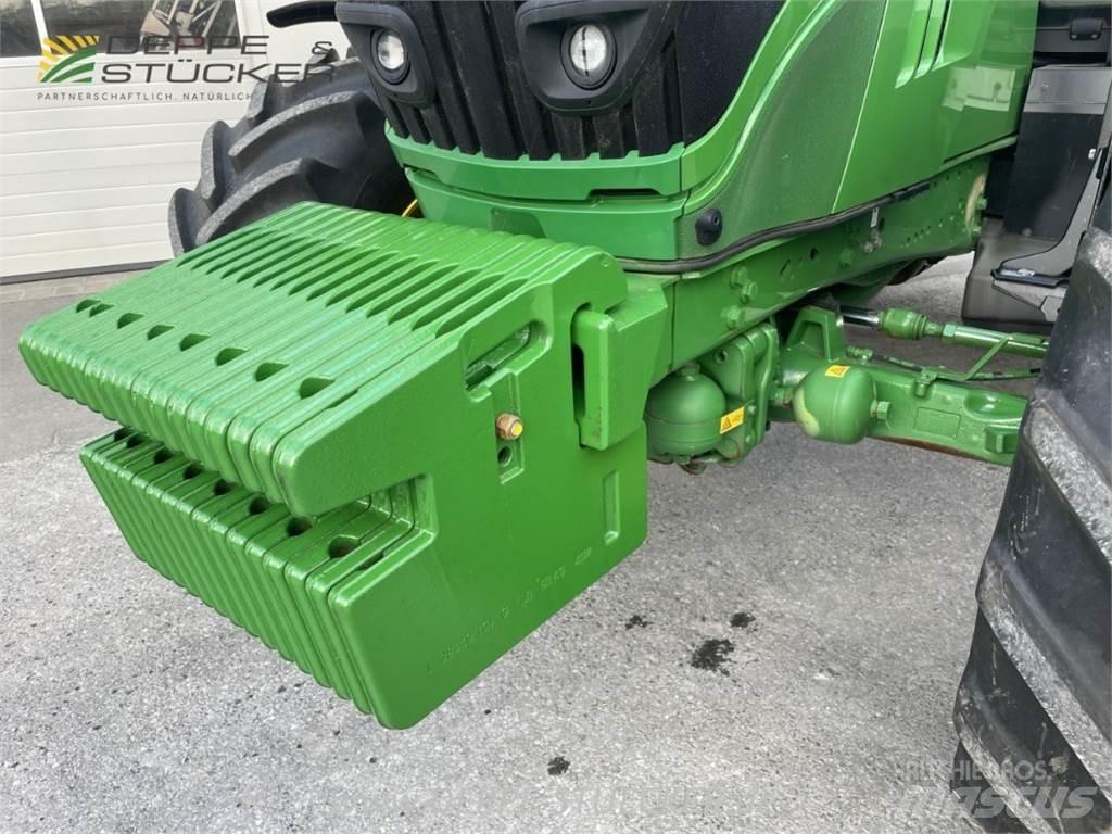 John Deere 6155R 曳引機