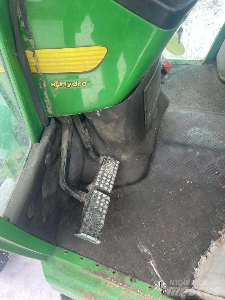 John Deere 4410 小型曳引機