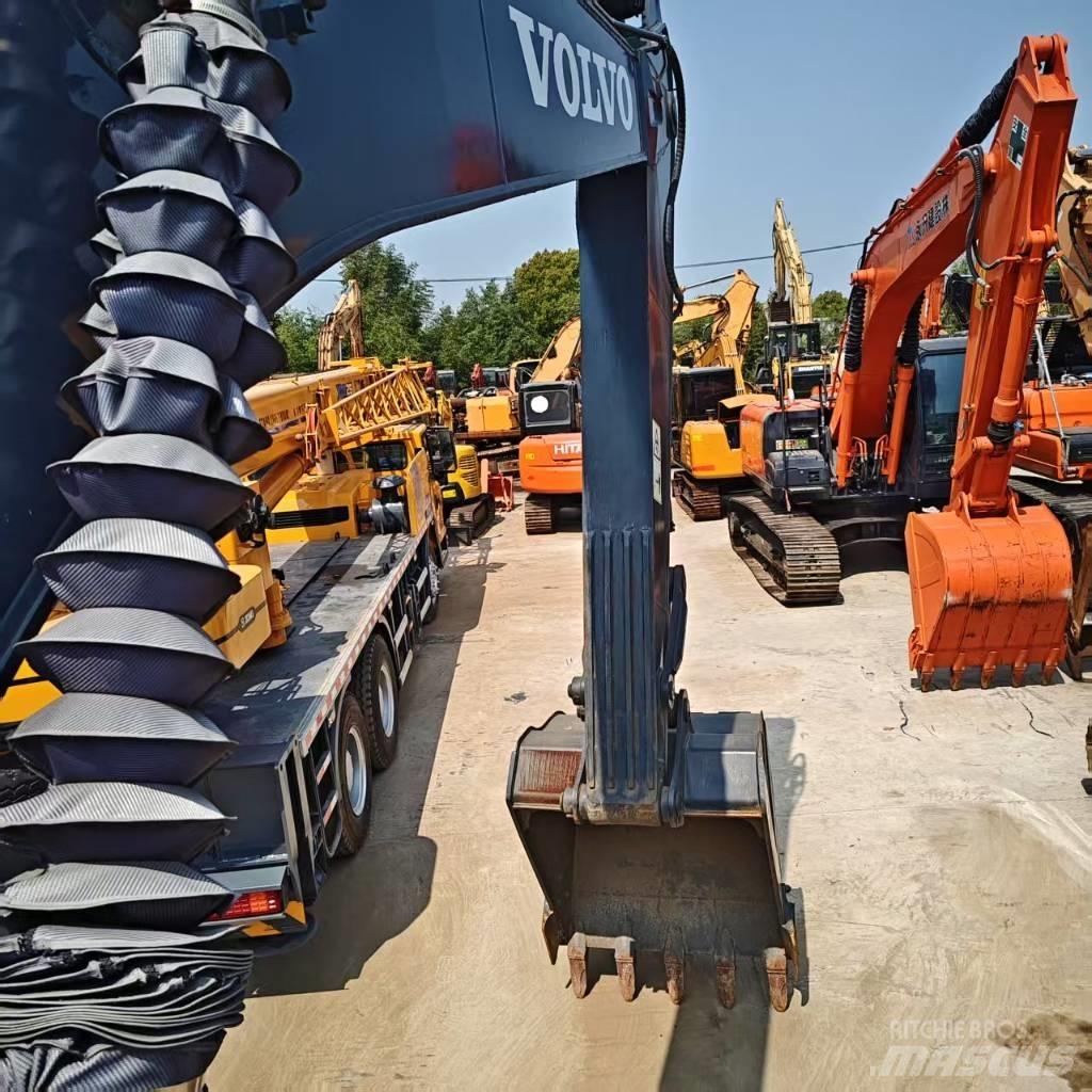 Volvo EC 220 履帶式 挖土機/掘鑿機/挖掘機