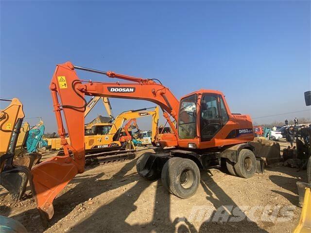 Doosan DH150 履帶式 挖土機/掘鑿機/挖掘機