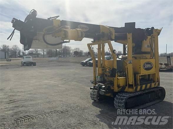 Altec D820BR 卡車裝載高空作業車