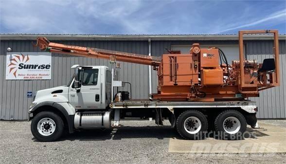 Altec HDH 卡車裝載高空作業車
