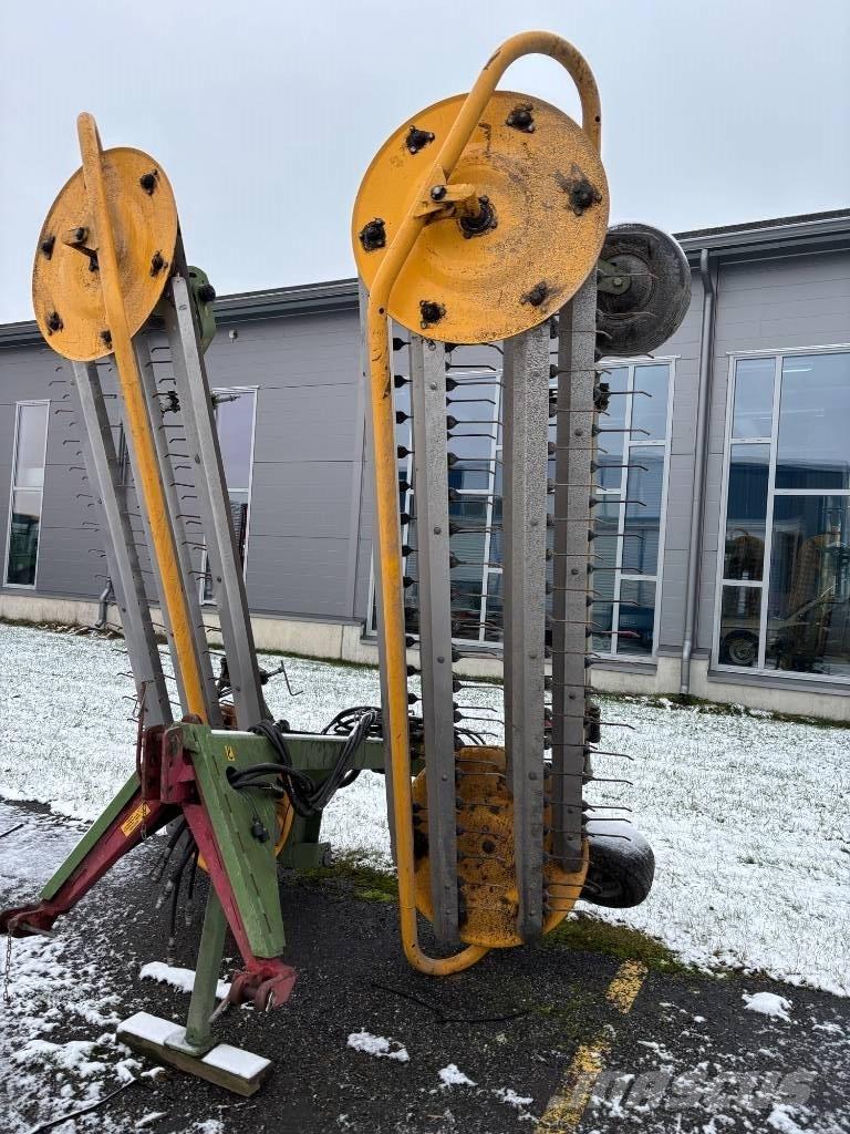 Elho V-Twin 600 堆草機