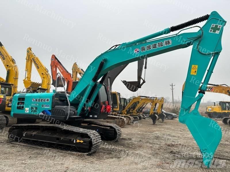 Hitachi ZX 200 履帶式 挖土機/掘鑿機/挖掘機