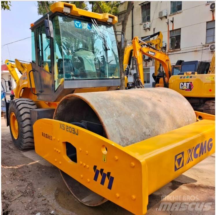 XCMG XS 203 J 單輪滾壓機