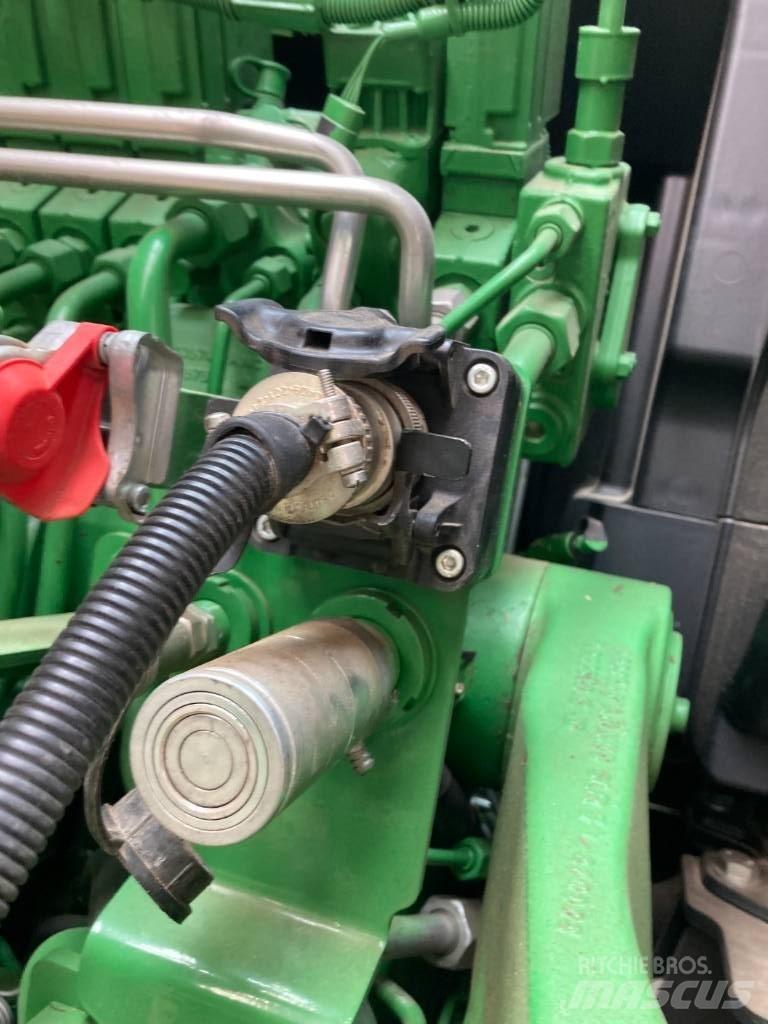 John Deere V416R 圓型牧草打包機