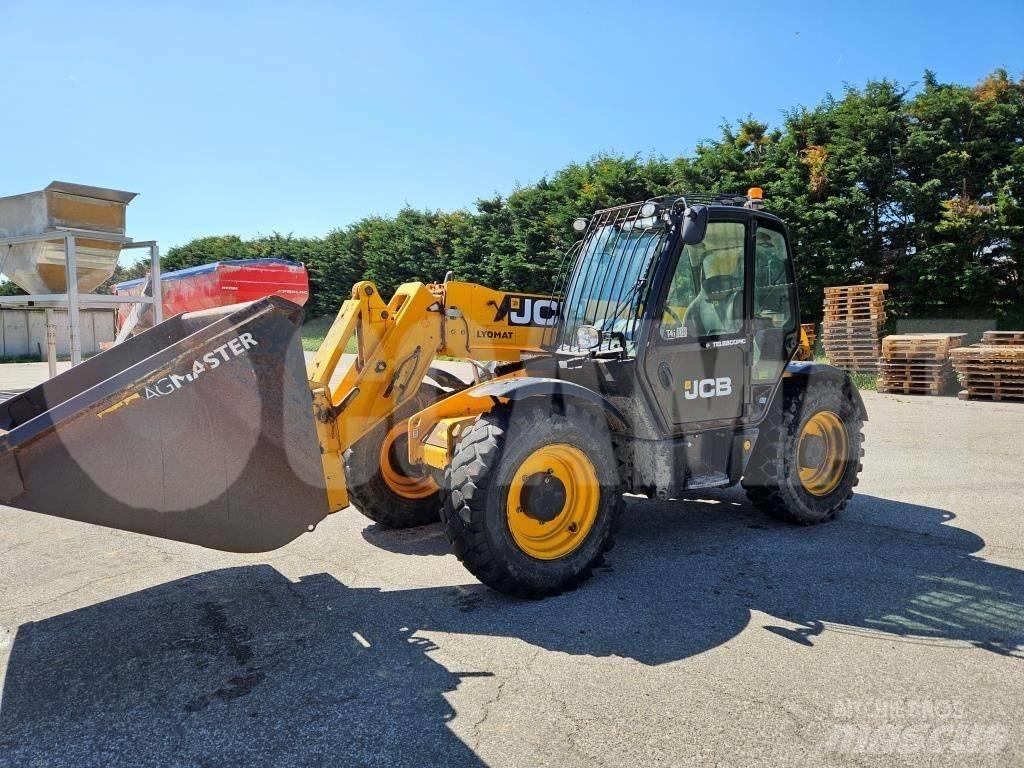 JCB 541-70 伸縮臂操作車