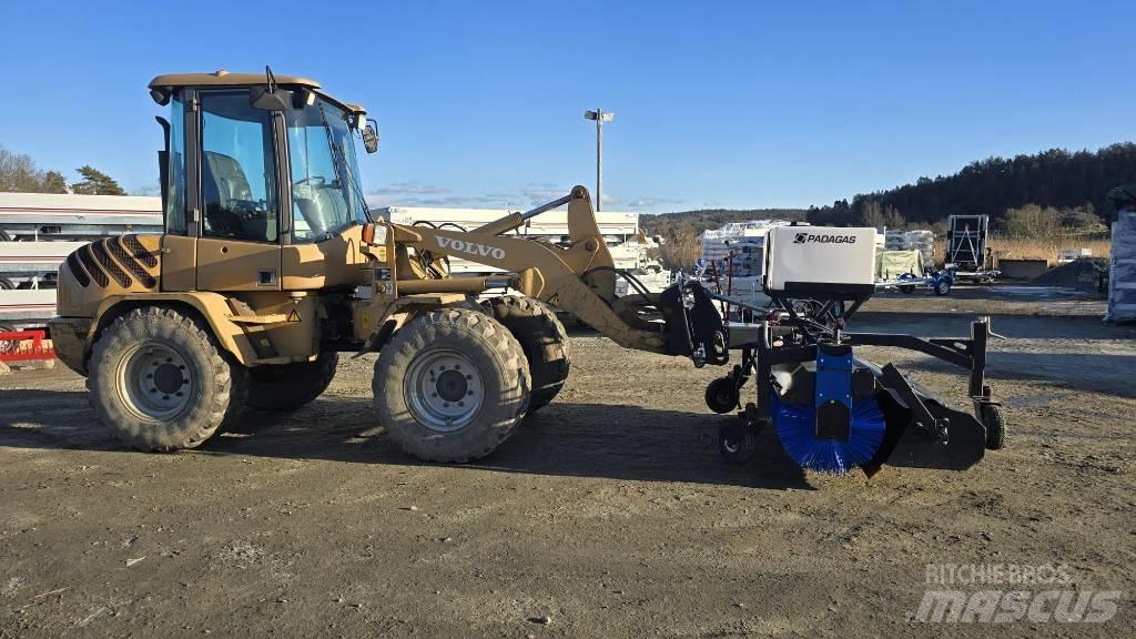 Volvo L 35 B sopvals 輪胎式裝載機
