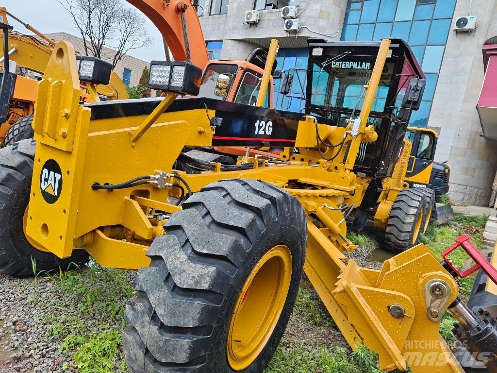 CAT 12 G 平土機