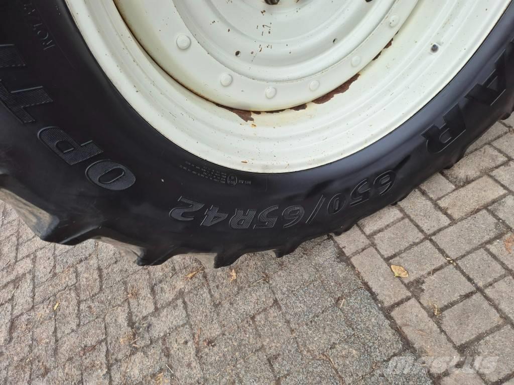 New Holland T 7040 曳引機