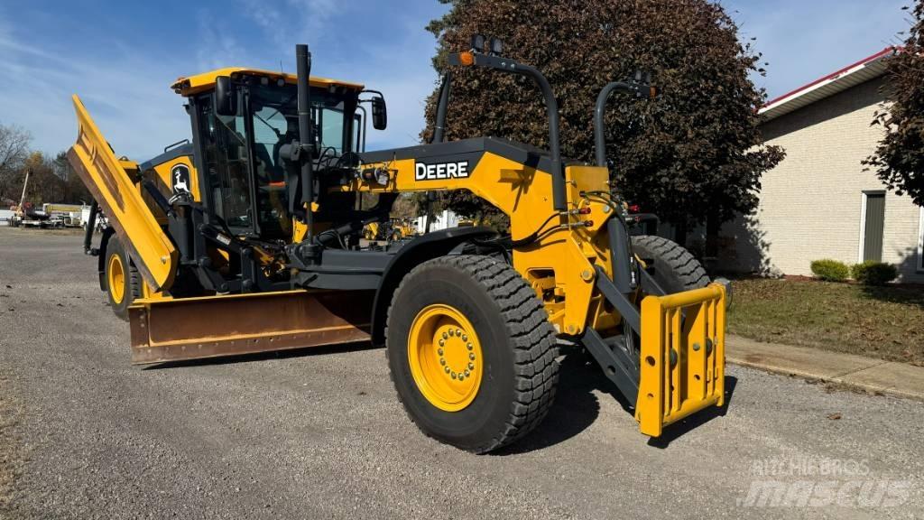John Deere 872 GP 平土機