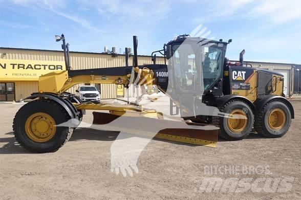 CAT 140 AWD 平土機