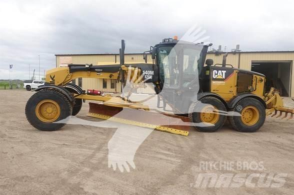 CAT 140M 平土機