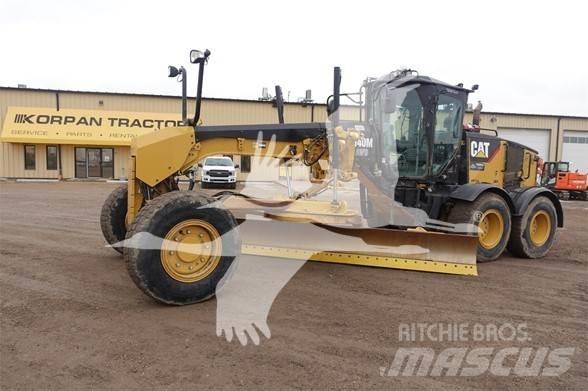 CAT 140M AWD 平土機