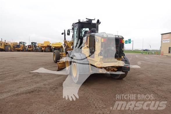 CAT 140M AWD 平土機