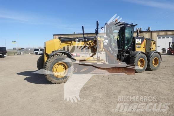 CAT 140M AWD 平土機