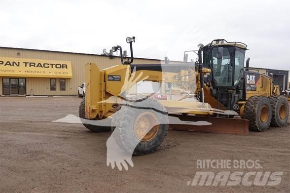 CAT 14M 平土機