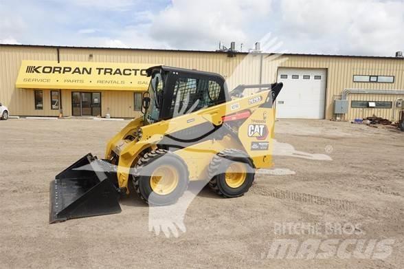 CAT 262D3 滑移轉向裝載機