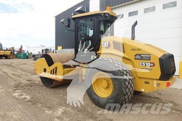 CAT CS10GC 單輪滾壓機