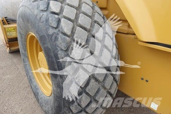 CAT CS56B 單輪滾壓機