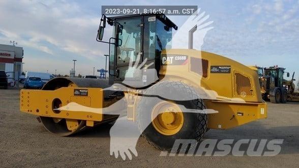 CAT CS68B 單輪滾壓機