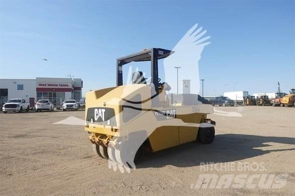 CAT PS-150C 膠輪滾壓機