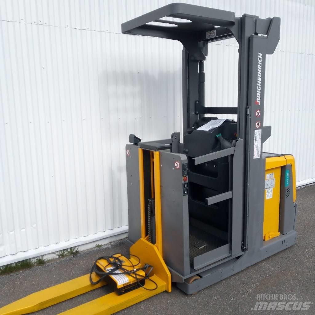 Jungheinrich EKS 110 中端式裝載機