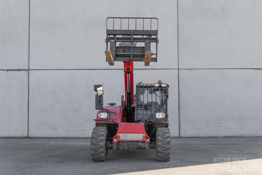 Manitou MT 625 伸縮臂操作車