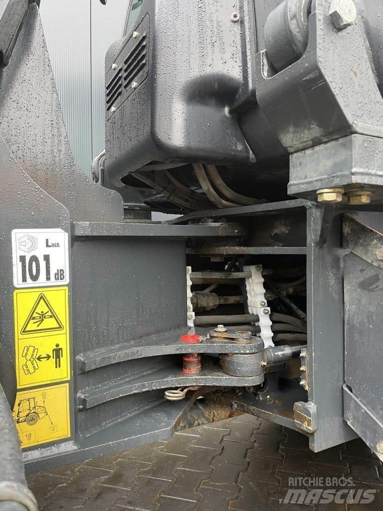 Komatsu WA80-6 輪胎式裝載機