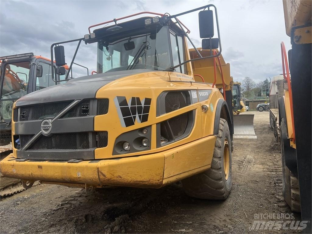 Volvo A 30 G 鉸接式起吊車
