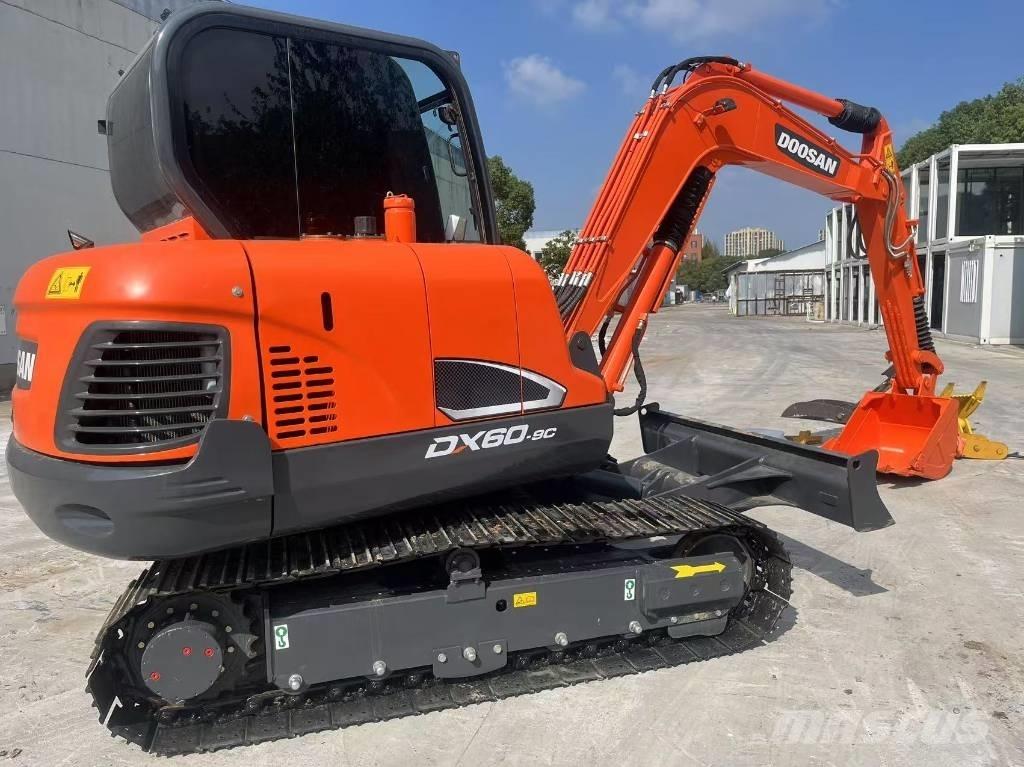 Doosan DX 60-9 C 履帶式 挖土機/掘鑿機/挖掘機