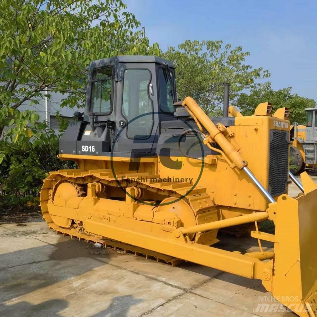 Shantui SD 16 履帶推土機