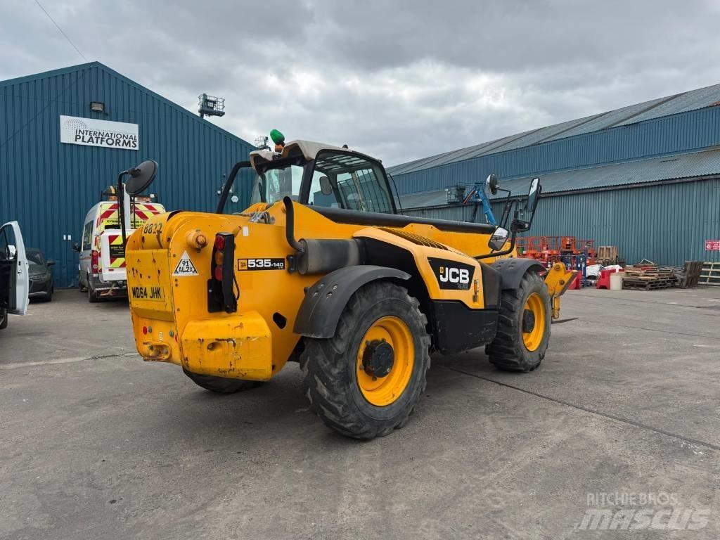 JCB 535-140 伸縮臂操作車
