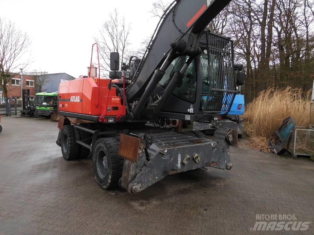 Atlas 230 MH 廢棄物/工業用操作車