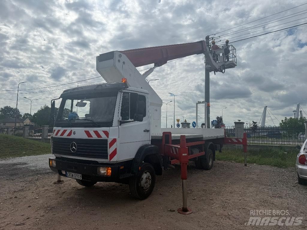 Mercedes-Benz 817 卡車裝載高空作業車