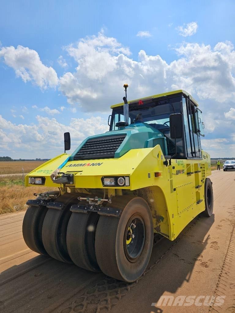 Ammann ART 240 膠輪滾壓機