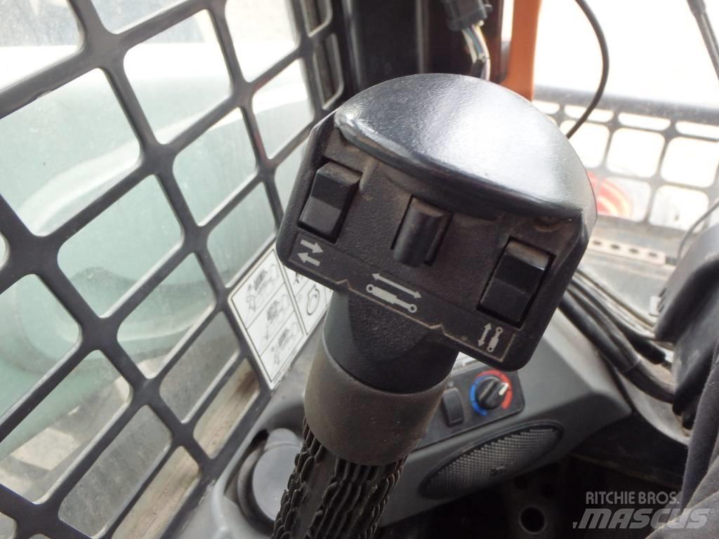 Bobcat S 530 滑移轉向裝載機