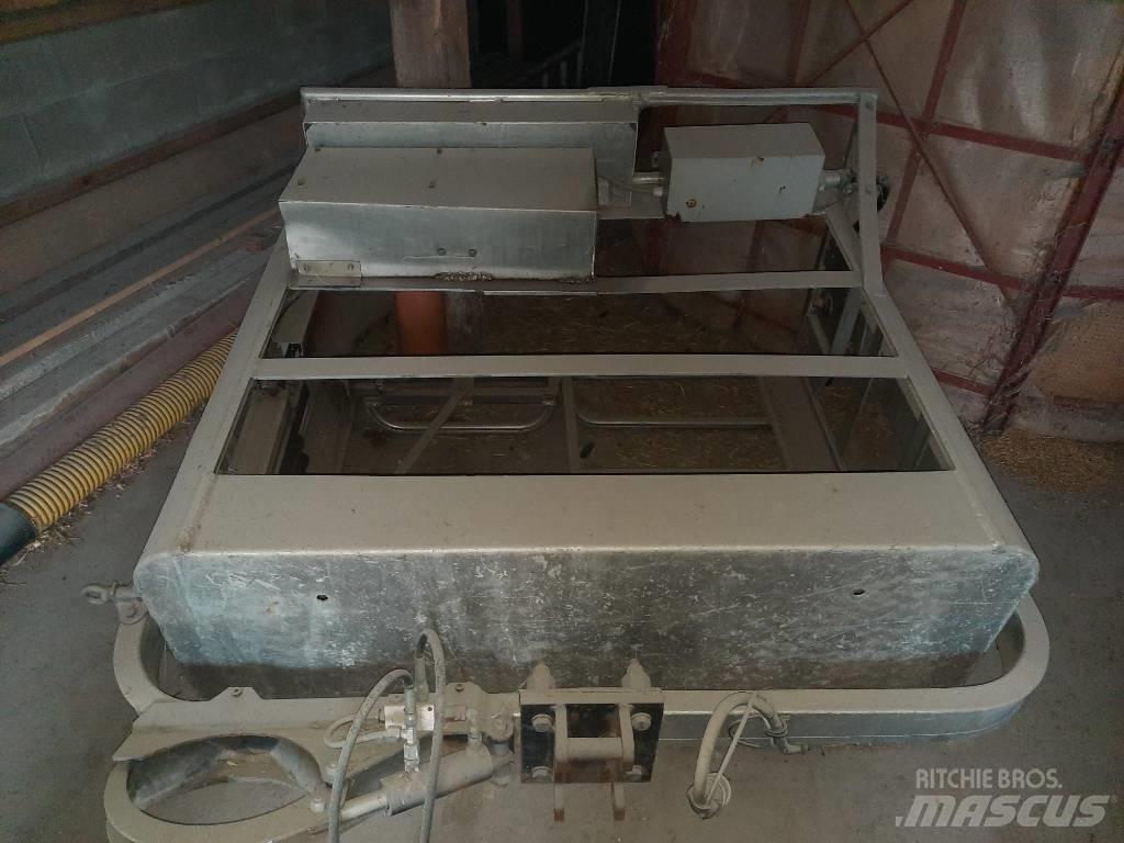 Huddig 1260 反鏟裝載機
