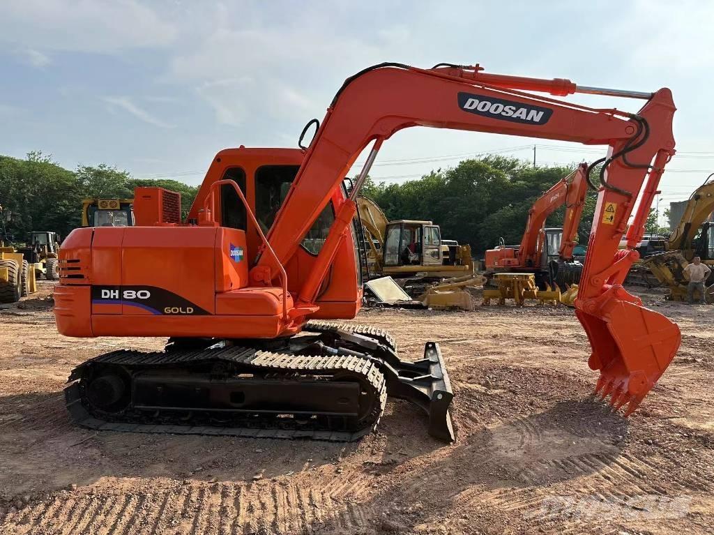 Doosan DH 80 中型挖土機/掘鑿機/挖掘機 7t-12t