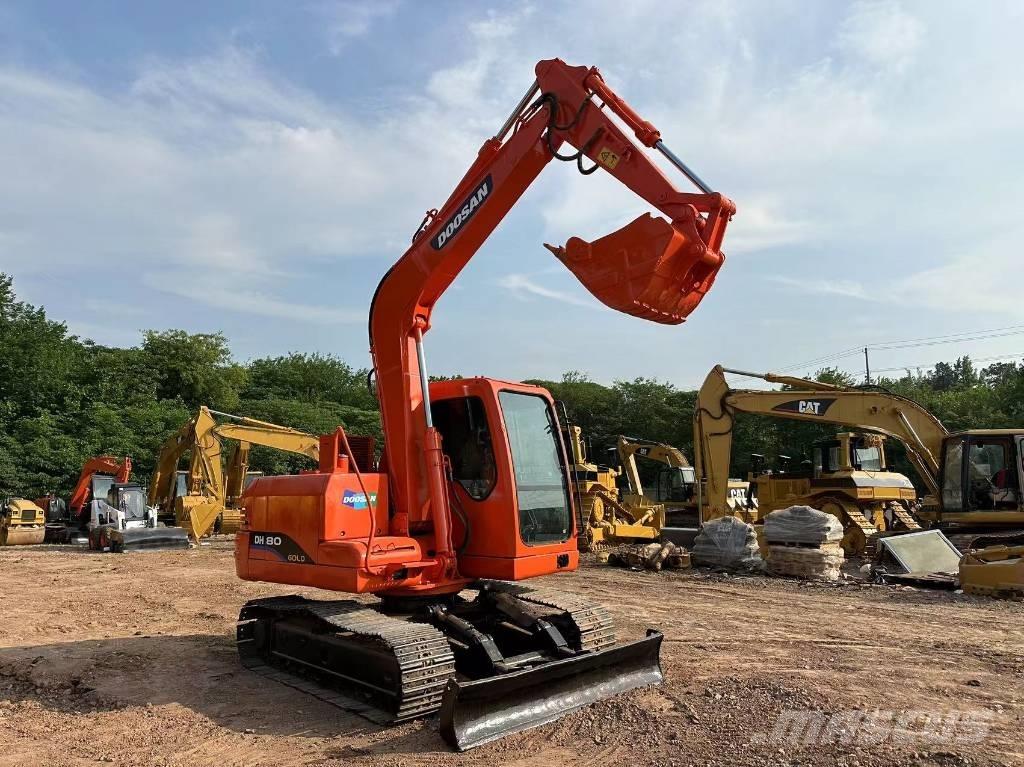 Doosan DH 80 中型挖土機/掘鑿機/挖掘機 7t-12t