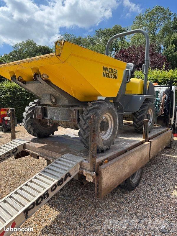 Wacker Neuson 3001 S 鉸接式起吊車