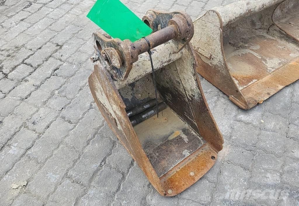 Kubota KX027-4 小型挖土機/掘鑿機<7t(小型挖掘機)