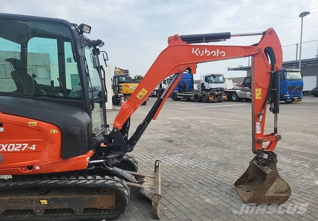 Kubota KX027-4 小型挖土機/掘鑿機<7t(小型挖掘機)
